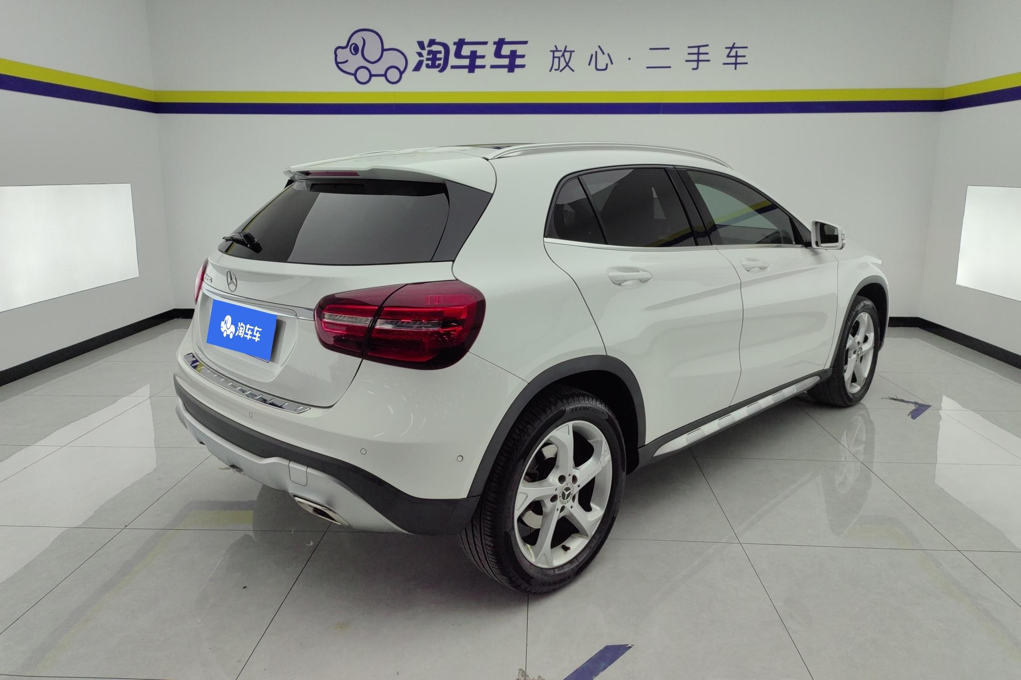 Mercedes-Benz GLA 2017 GLA 200