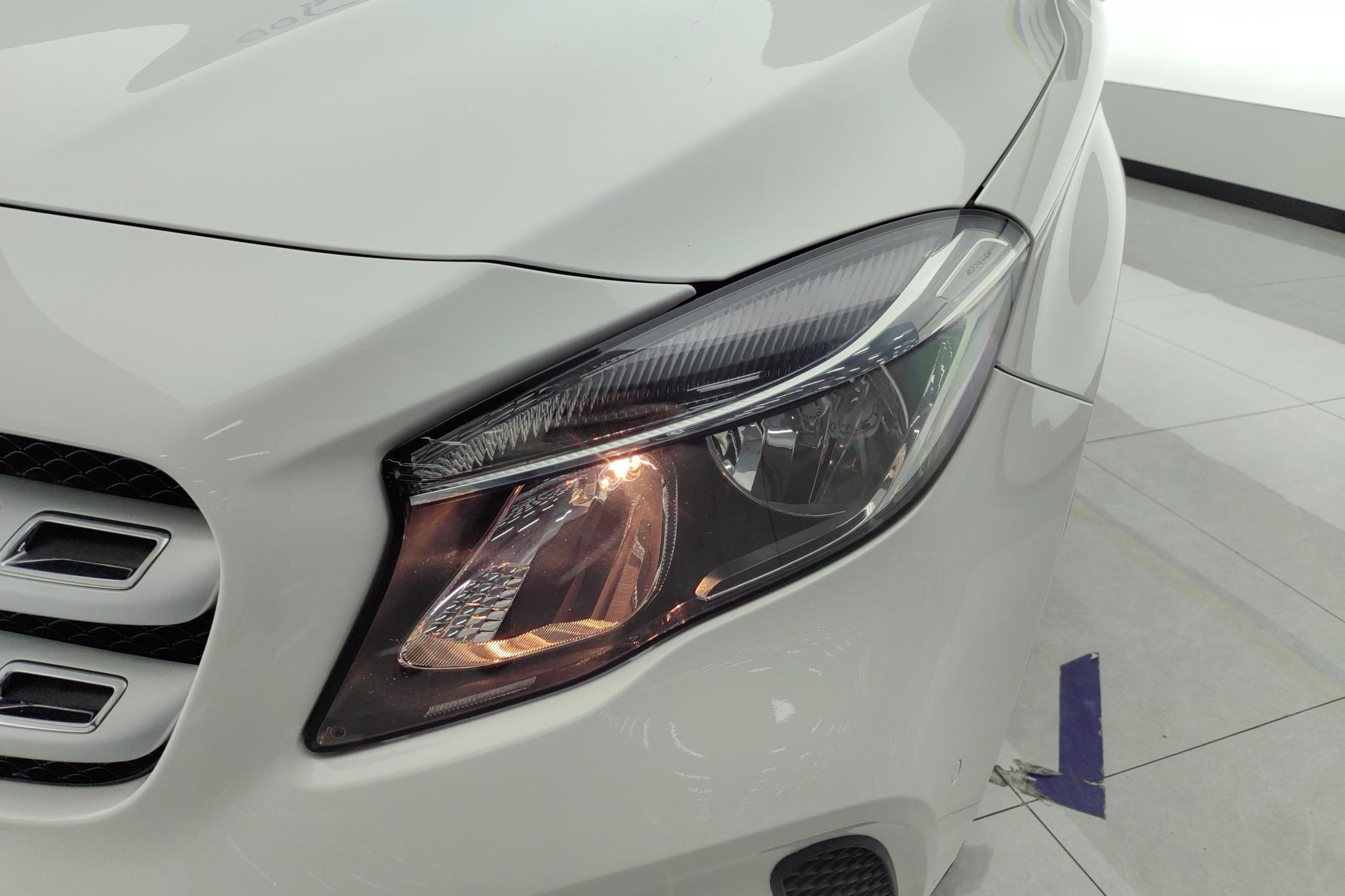 Mercedes-Benz GLA 2017 GLA 200