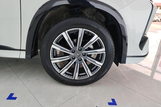 CHANGAN CS75 PLUS 2023 — фото 9