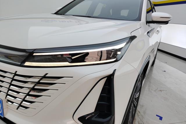 CHANGAN CS75 PLUS 2023 — фото 4