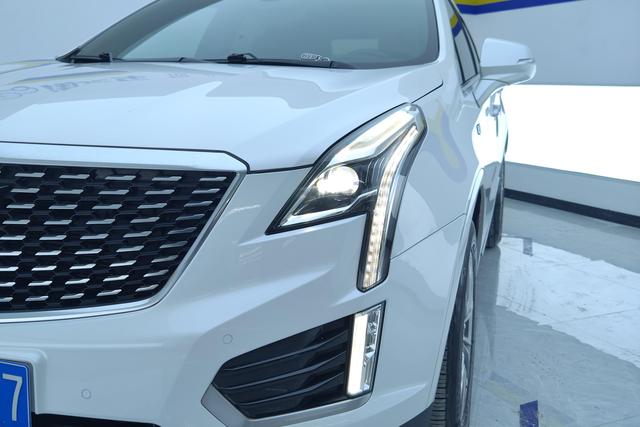 Cadillac XT5 2020 — фото 4