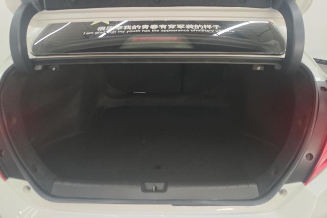 Honda Civic id 3824691 из Китая 9