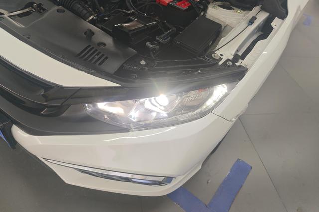 Honda Civic id 3824691 из Китая 11