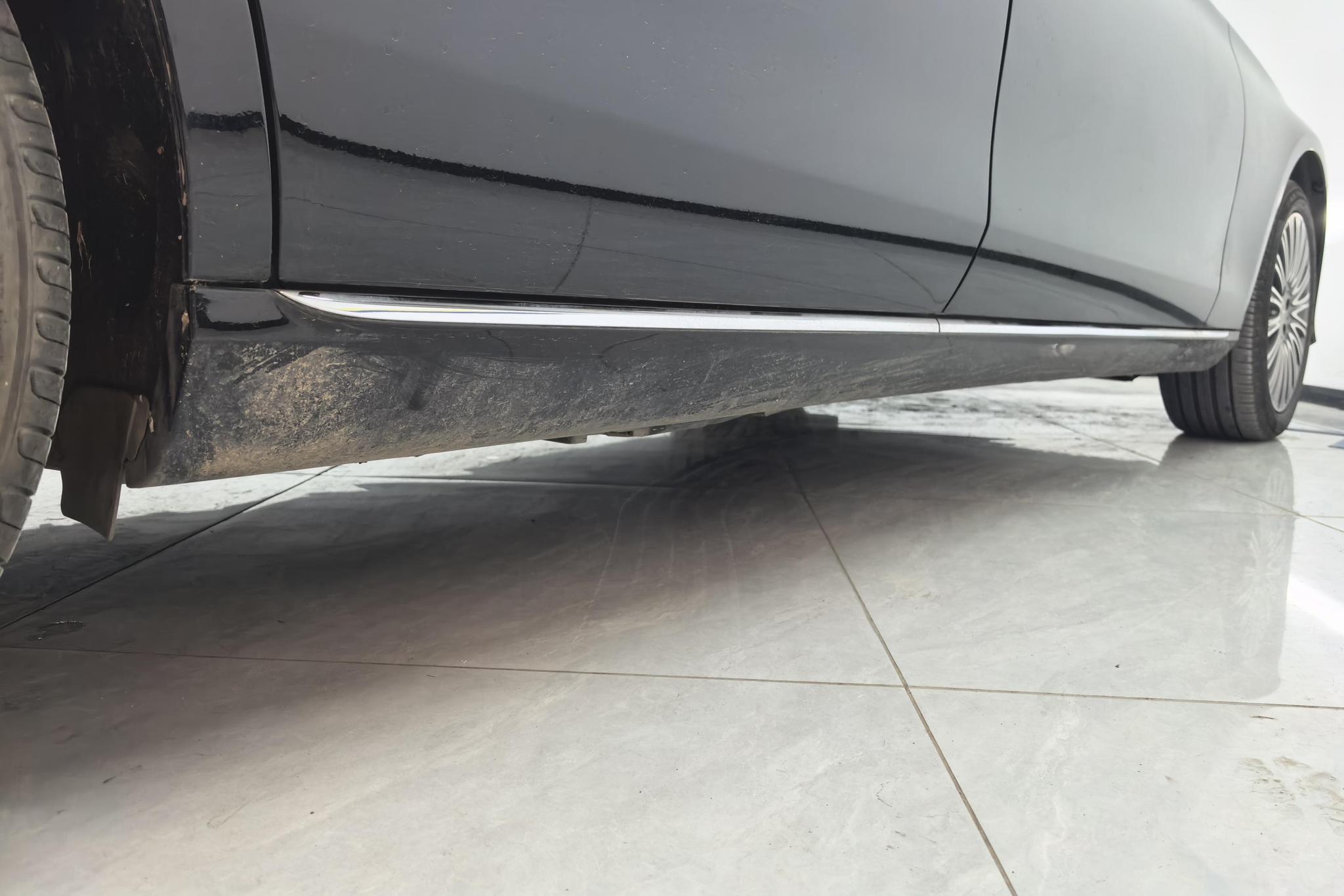 Mercedes-Benz E-Class E 2023 E 300 L Luxury