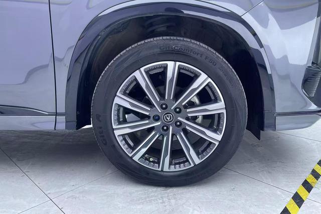 CHANGAN CS75 PLUS 2023 — фото 11