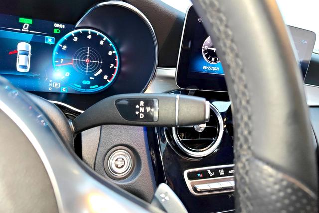 Mercedes Benz C-Class 2020 — фото 14