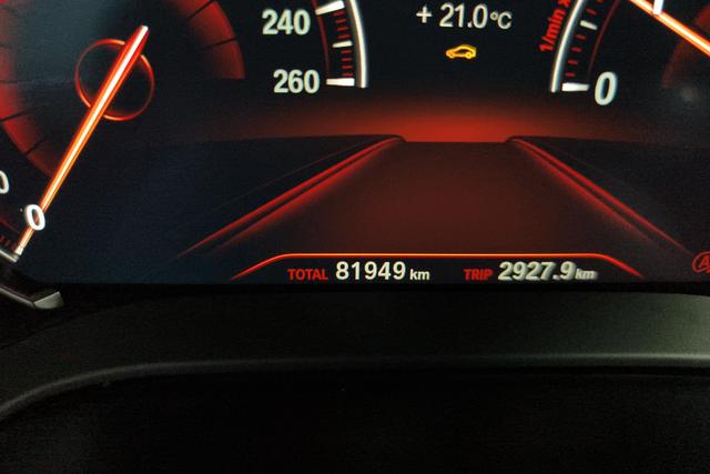 BMW 5-Series 2018 530 Li x Drive — фото 13