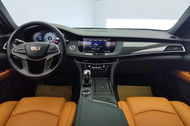 Cadillac CT6 2022 — фото 12