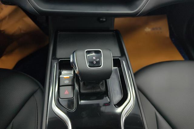 Red flag E-QM5 2024 Черный из Китая, фото 2