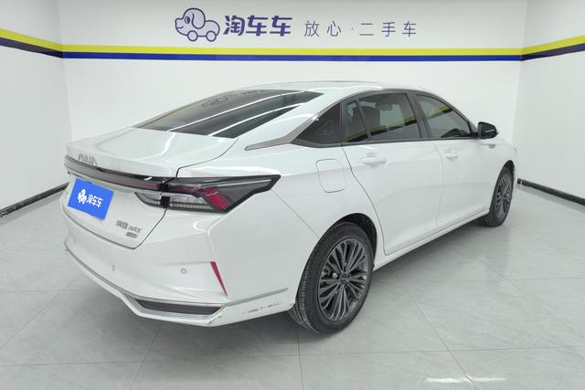 Dongfeng Fengshen Yixuan MAX 2023 — фото 3