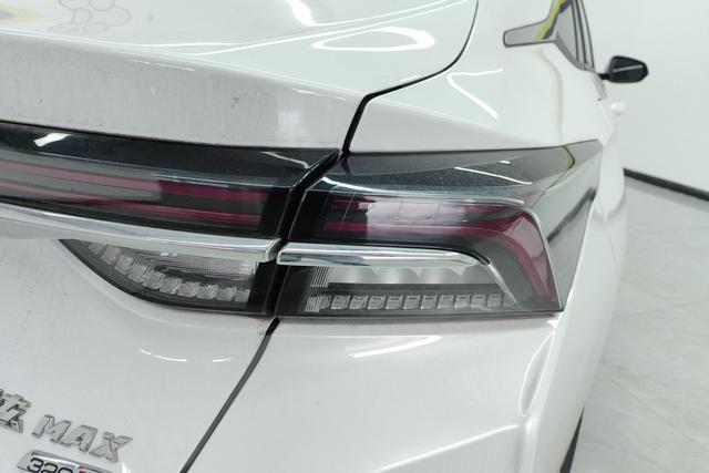 Dongfeng Fengshen Yixuan MAX 2023 — фото 6