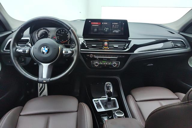 BMW 1 Series 2023 — фото 13