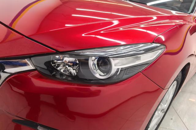 Mazda 3 Axela 2017 — фото 4