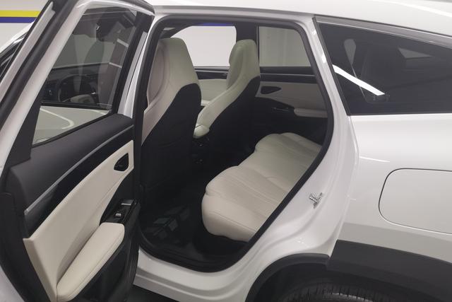 Geely Galaxy L7 2023 — фото 16