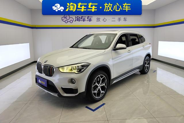 BMW X1 2018 — фото 1