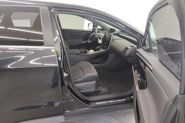 Toyota FAW bZ4X id 3803925 из Китая 17