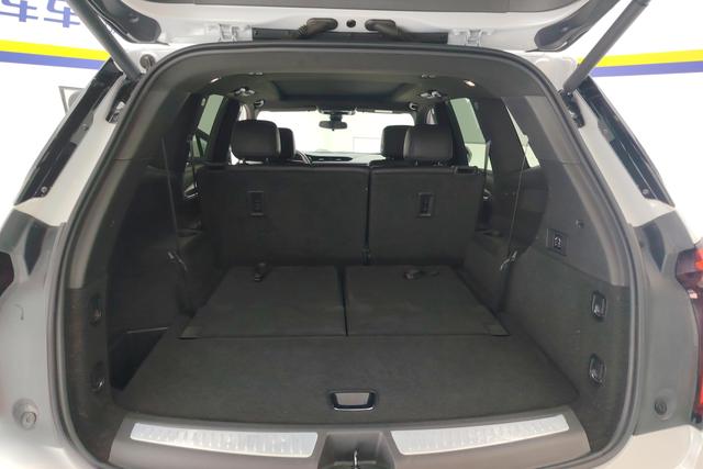 Cadillac XT6 2020 Белый из Китая, фото 2