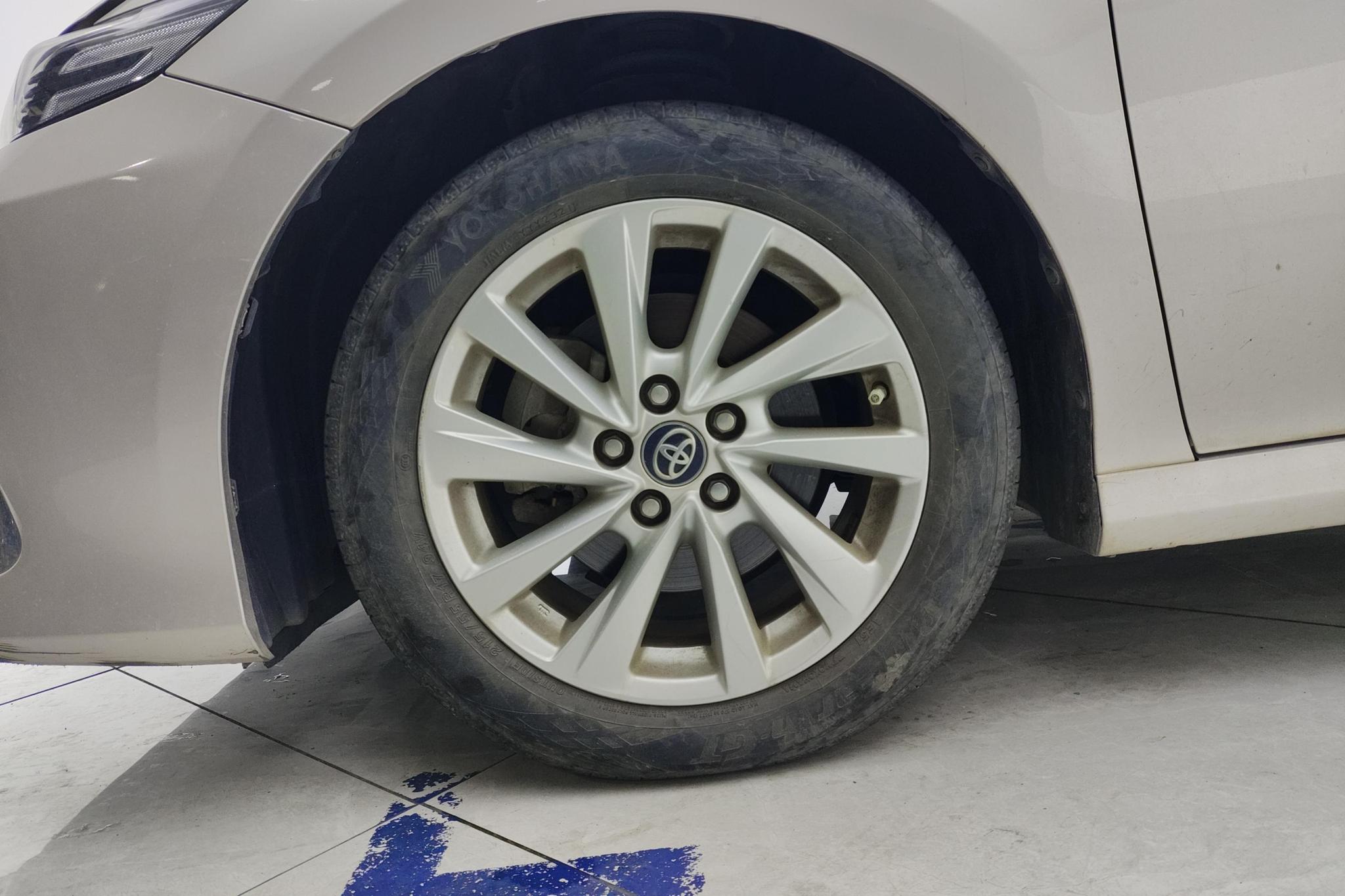Toyota Camry 2021 2.0G Luxury