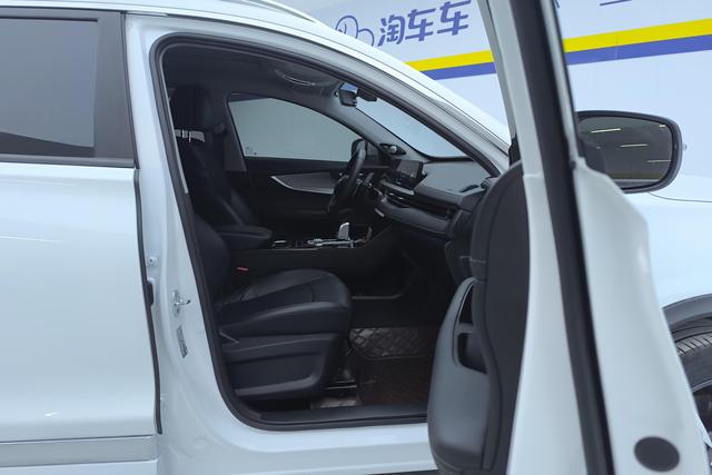 CHERY Tiggo 8 PLUS 2022 — фото 16