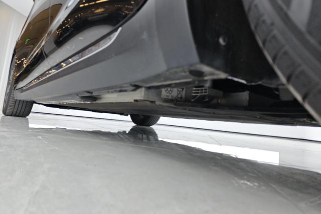 Red flag E-QM5 2024 Черный из Китая, фото 6