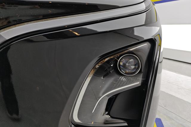 Red flag E-QM5 id 3825404 из Китая 13