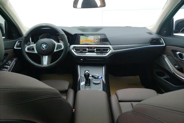 BMW 3 Series 2021 — фото 13