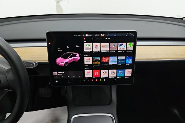 Tesla Model Y 2022 Черный из Китая