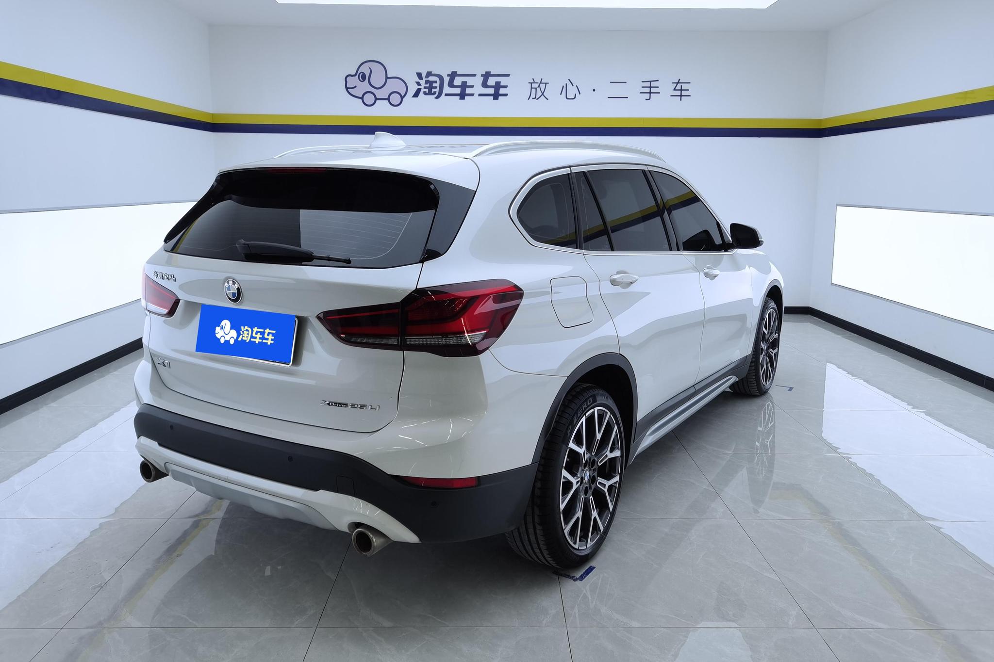 BMW X1 2022 xDrive25Li Premium