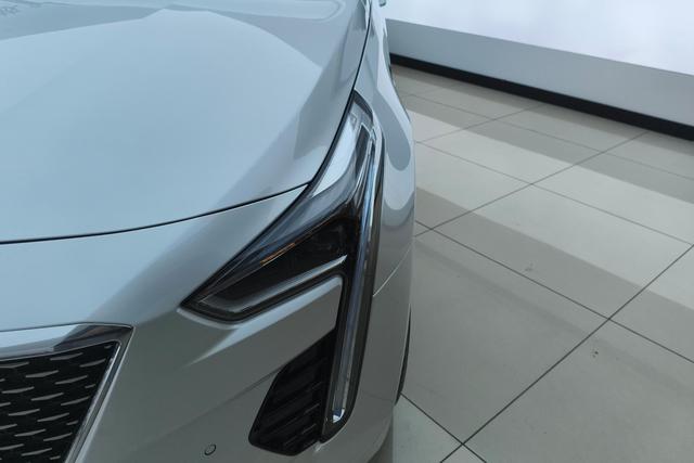 Cadillac CT6 2021 Белый из Китая, фото 3