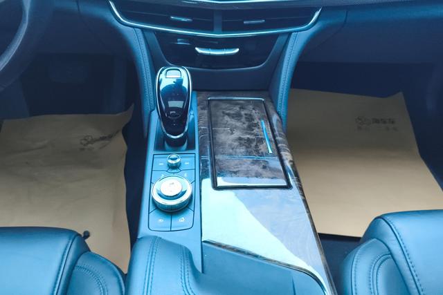 Cadillac CT6 id 3804989 из Китая 7