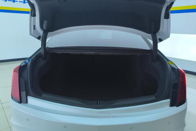 Cadillac CT6 id 3804989 из Китая 14