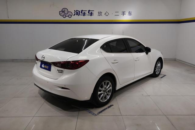 Mazda 3 Axela 2017 — фото 3