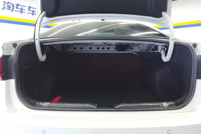 Volkswagen Bora 2025 Белый из Китая, фото 3