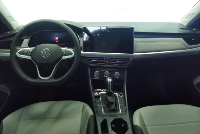 Volkswagen Bora 2025 Белый из Китая, фото 6