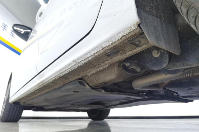 Volkswagen Bora id 3784609 из Китая 17