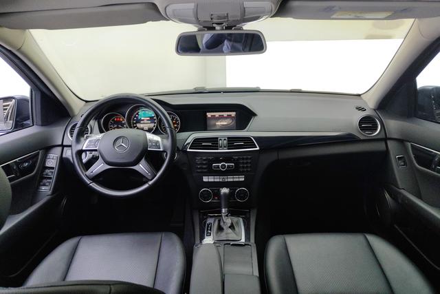 Mercedes Benz C-Class 2013 — фото 12