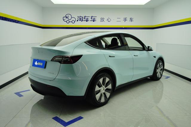 Tesla Model Y id 3810177 из Китая 15