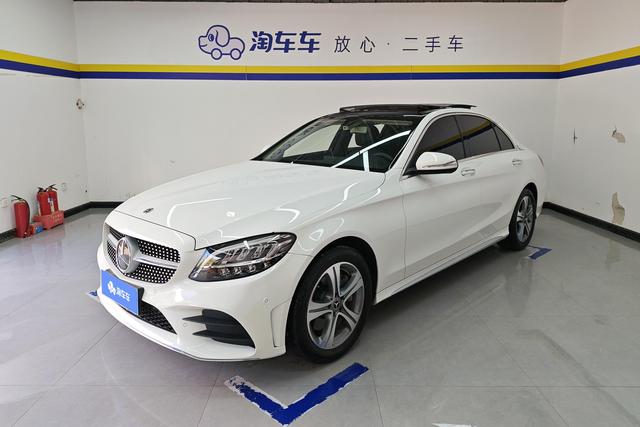 Mercedes Benz C-Class 2020 — фото 1