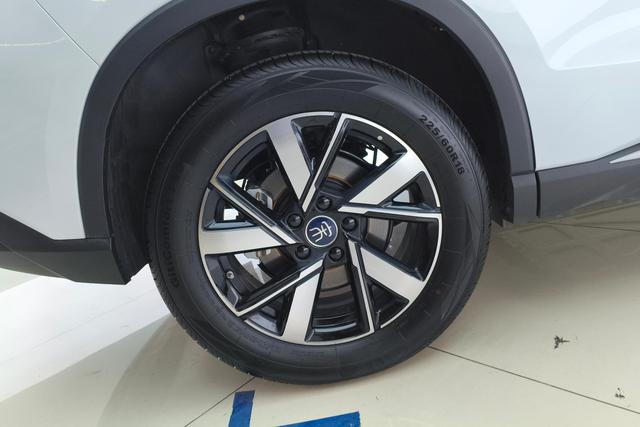 BYD SONG Pro EV 2024 — фото 10