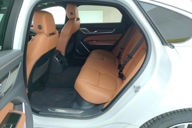 Jaguar XFL id 3824321 из Китая 8