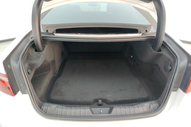 Jaguar XFL id 3824321 из Китая 9