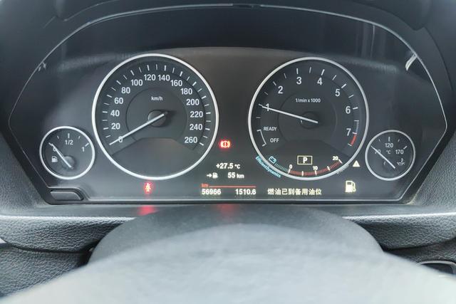BMW 3 Series 2019 — фото 14