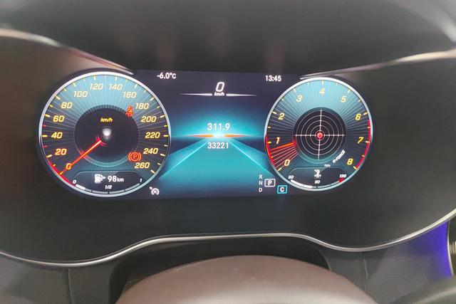 Mercedes-Benz GLC 2022 GLC 260 L 4 MATIC Luxury — фото 13