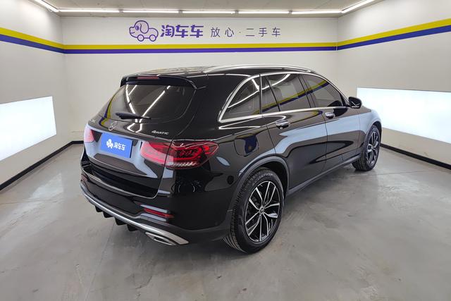 Mercedes-Benz GLC 2022 GLC 260 L 4 MATIC Luxury — фото 3