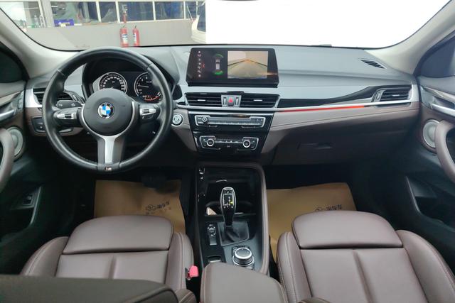BMW X2 2022 — фото 12