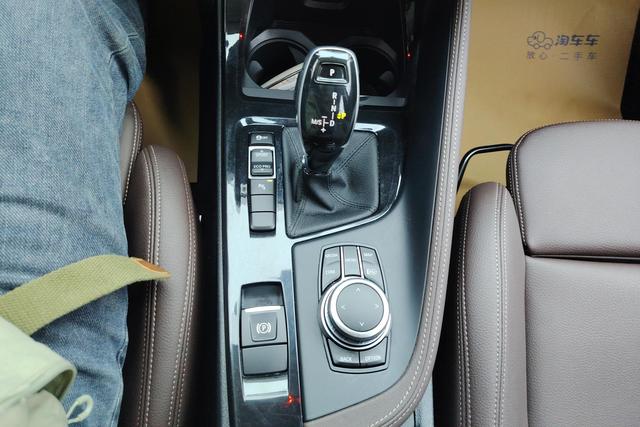 BMW X2 2022 — фото 14