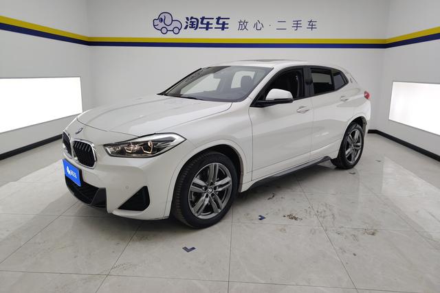 BMW X2 2022 — фото 1