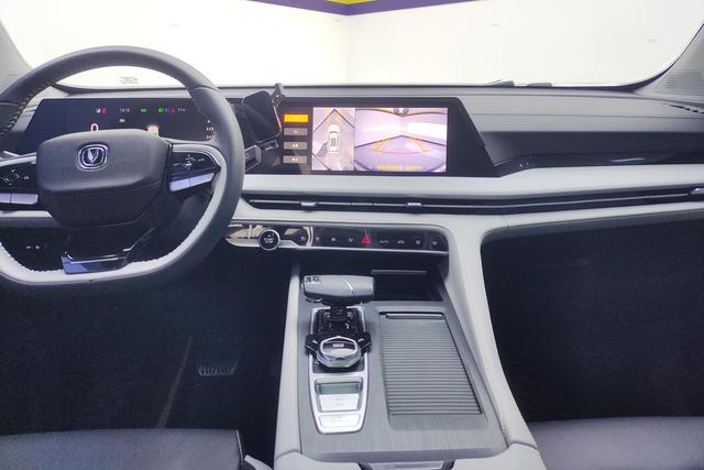 CHANGAN CS75 PLUS 2023 — фото 11