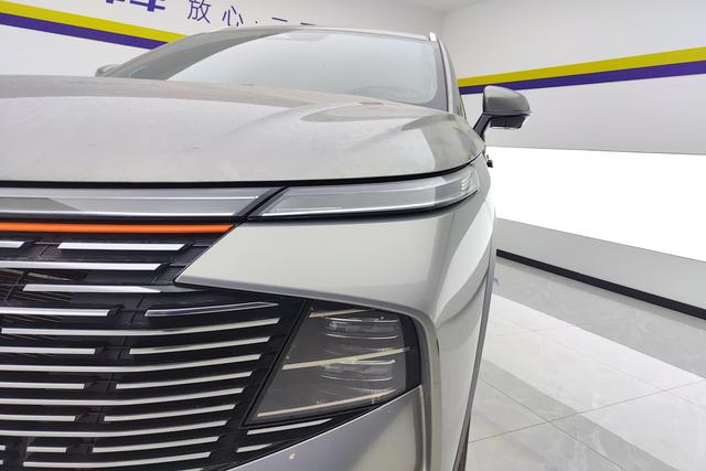 Haval Divine beast 2023 Темно-серый из Китая, фото 4