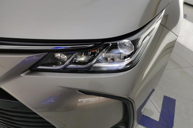 Toyota Corolla id 3781851 из Китая 8